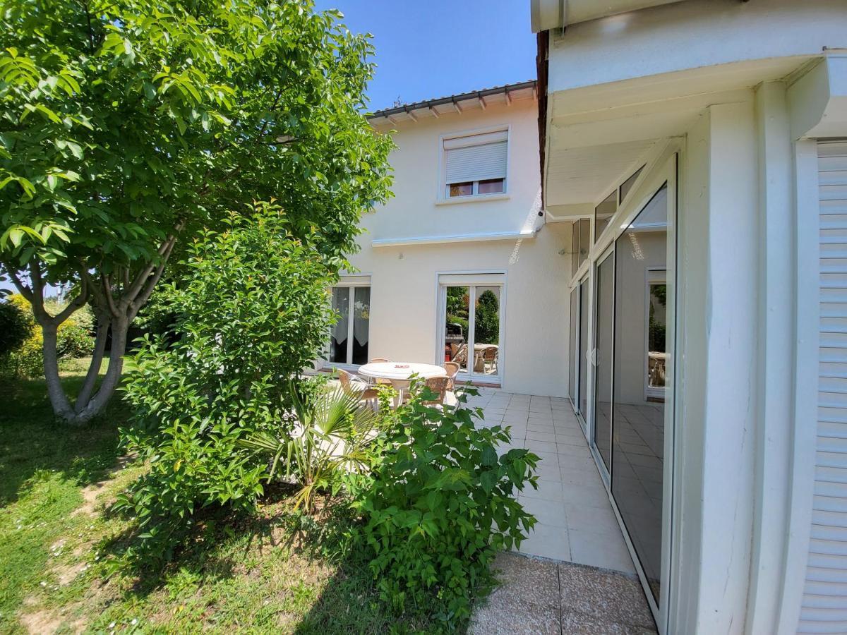 Maison Venitia Aussonne ภายนอก รูปภาพ